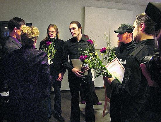 Palkitut. Charon-yhtyeestä Pasi Sipilä (vas.), Juha-Pekka Leppäluoto, Teemu Hautamäki ja Antti Karihtala. Lauri Tuohimaa ei ollut paikalla.