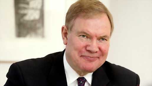 Paavo Lipposen (sd.) ykköshallituksen lupaus työttömyyslukujen puolittamisesta on nyt toteutunut.