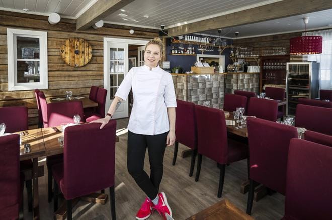 Yritysvieraita käy Ylläksellä majoitus- ja ravintolayrittäjänä toimivan Sirly Schinmannin boutiquehotellissa. KUVA: Pekka Aho