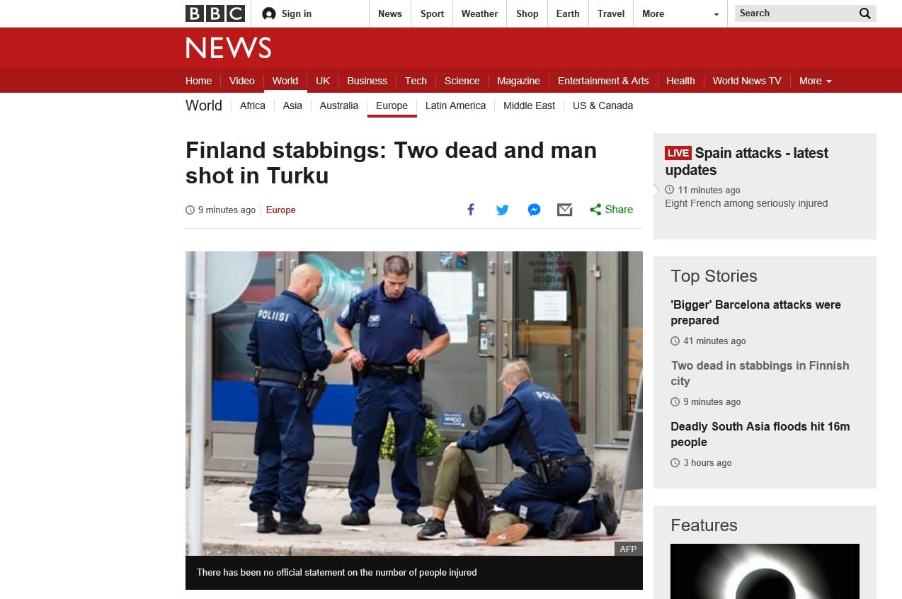 Muun muassa Britannian yleisradioyhtiö BBC uutisoi Turun puukotuksista perjantaina alkuillasta. Kuvakaappaus BBC:n verkkosivuilta.