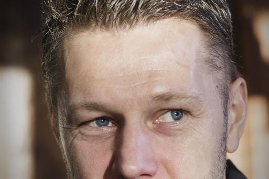 Christoffer Kloo käy kontrolleissa kolmen kuukauden välein. Kuva: Samppa Toivonen