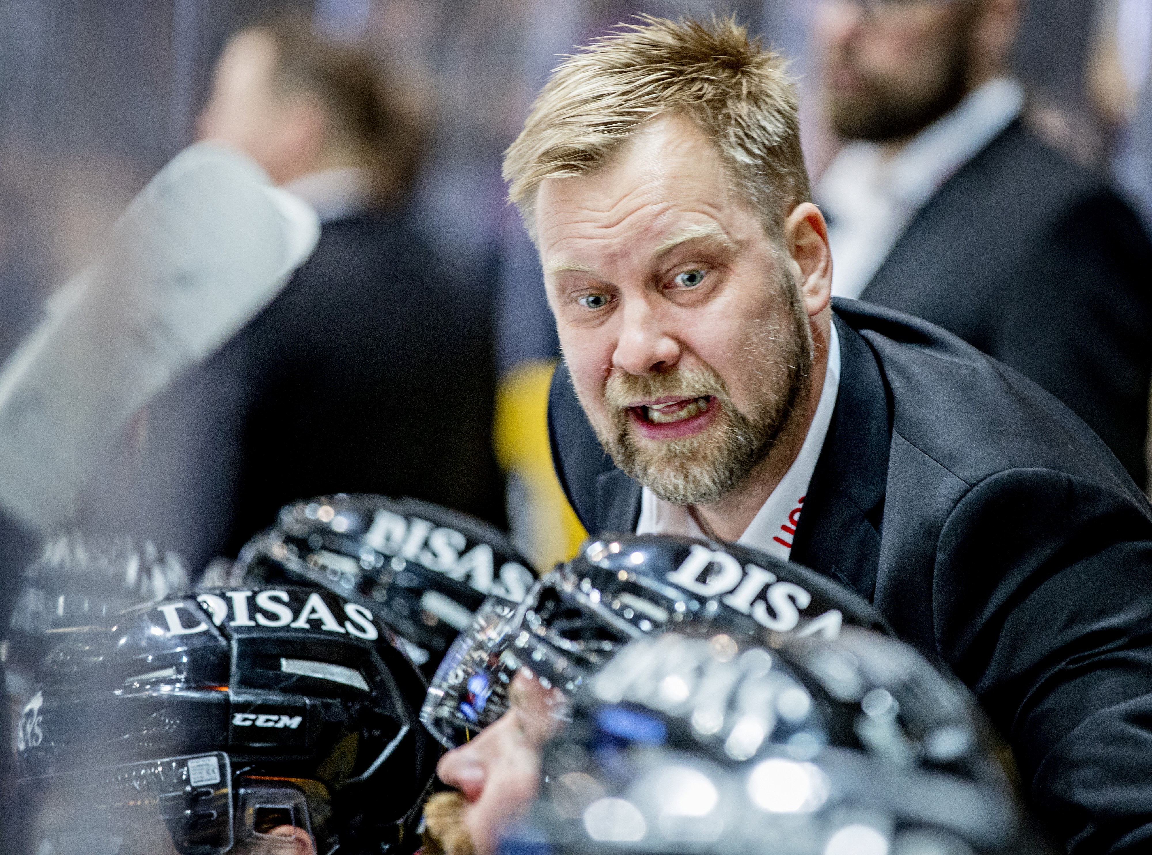 Kärppien päävalmentaja Mikko Manner ohjasi joukkueensa liigamestaruuteen viime keväänä. Nyt odotukset ovat entistä kovemmat.