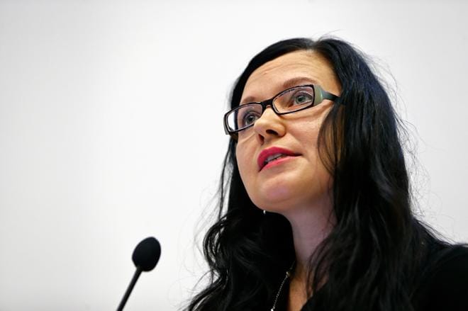 Keskustanaisten Etelä-Pohjanmaan piirin puheenjohtajan Kati Ojaniemen mukaan eduskuntavaaliehdokkuudesta haaveilevien naisten on annettu ymmärtää, että olisi parempi, että ehdolle ei lähdettäisi. ARKISTOKUVA: TOMI KOSONEN
