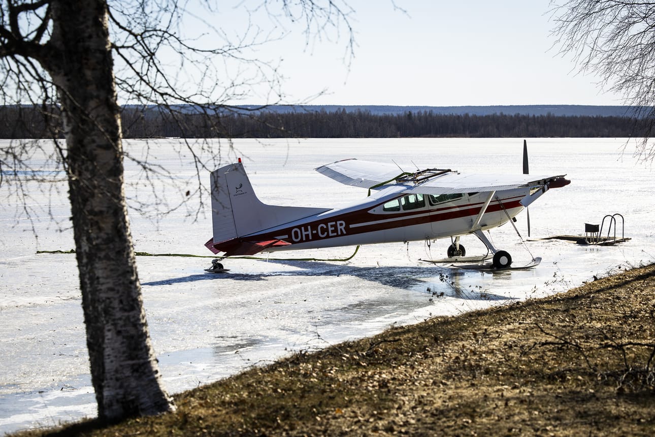 Uponnut kone on yksityisomisteinen 60-luvulla valmistettu Cessna 180H Skywagon. Kyseessä on amerikkalainen yksitasoinen pienlentokone.