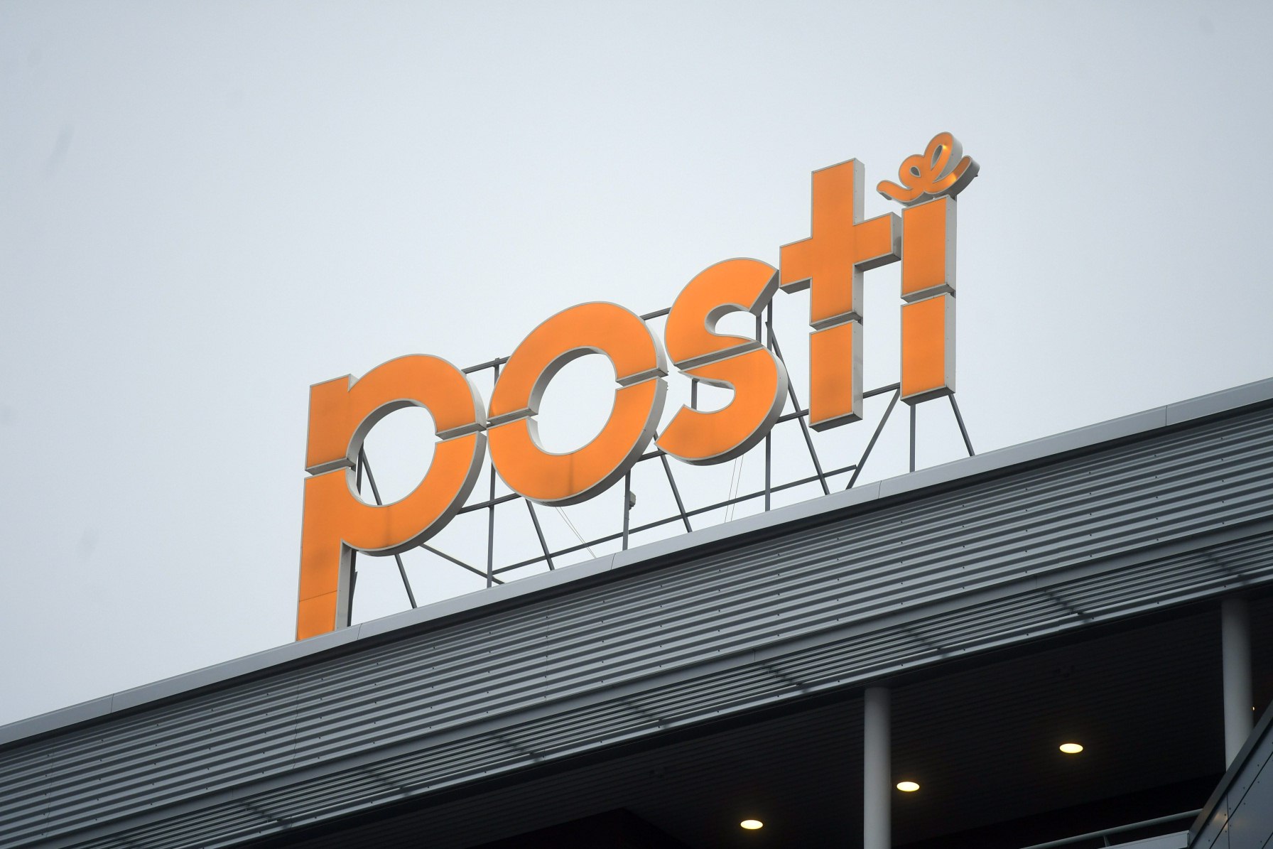 Postin Oriveden jakelukeskuksen palossa tuhoutui paketteja sekä jakelussa olevaa paperipostia