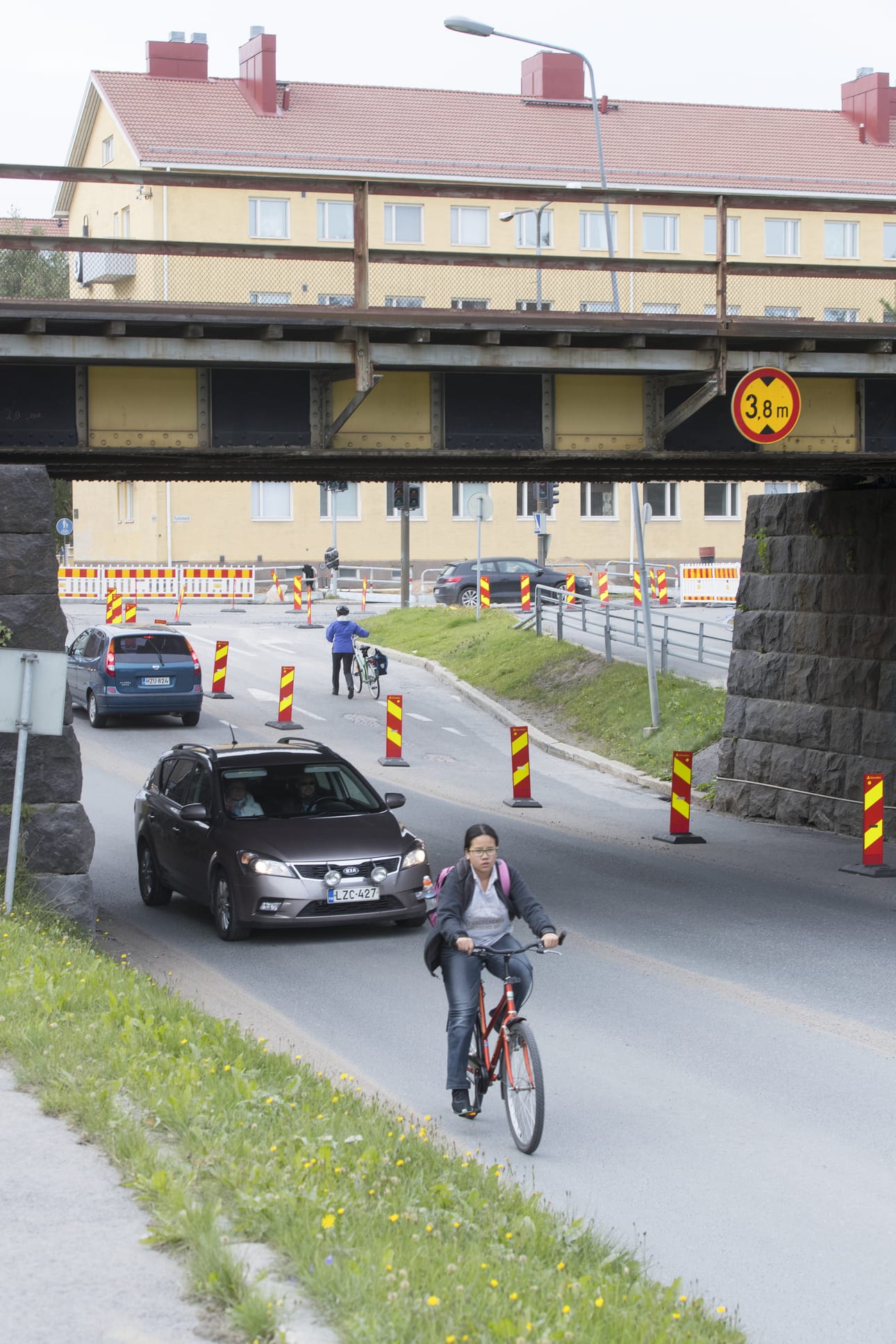 Pohjoisen alikulun kevyen liikenteen väylät ovat olleet remontin vuoksi suljettuina. Monet ovat kokeneet, että katutyömaan ympäristössä olevia opasteita on liian vähän ja ne ovat puuttellisia.