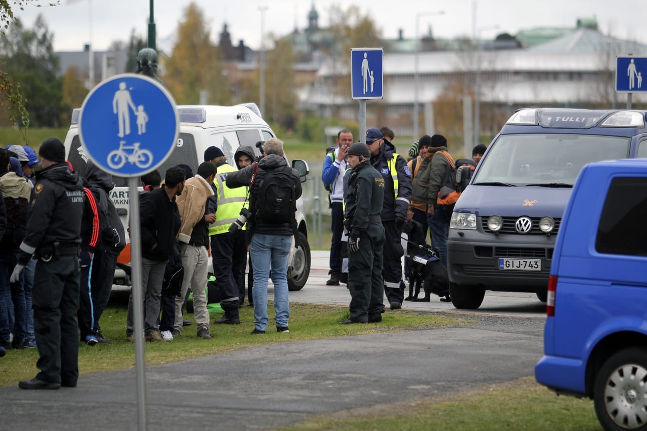 Turvapaikanhakijoita pyrki Suomeen vuonna 2015 ennätysmääriä muun muassa Torniosta. Hakemuksia on edelleen vireillä.