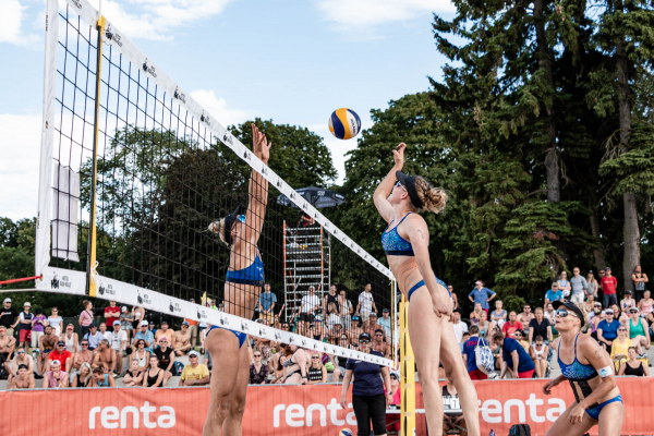 Kaksi naisparia mukaan beach volleyn EM-kisoihin - miehille ei paikkaa