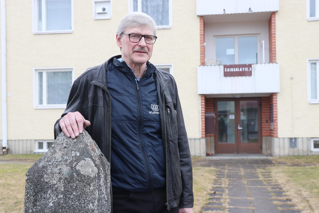 Lehtimäkeläinen Timo Hautamäki on tehnyt pitkän työuran lomituspalveluissa. Vuosikymmenien aikana työnantaja on vaihtunut useasti, mutta työn ydin on pysynyt samana.