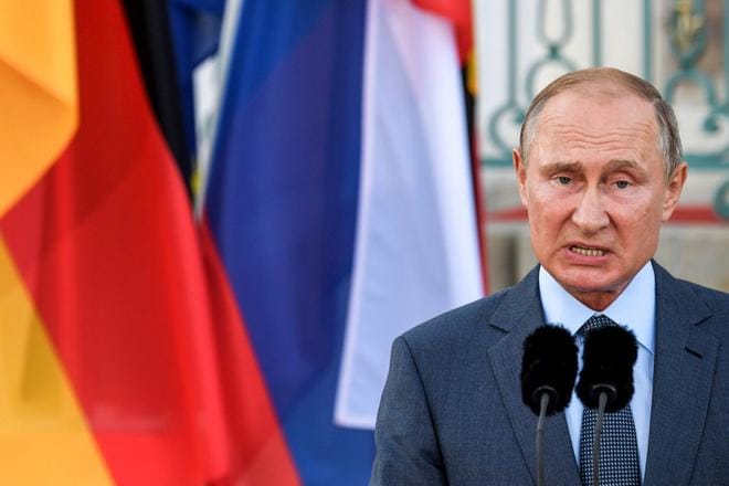 Presidentti Vladimir Putin tapasi EU-johtajista viimeksi Angela Merkelin. Näillä hetkillä on Sauli Niinistön vuoro. KUVA: CLEMENS BILAN