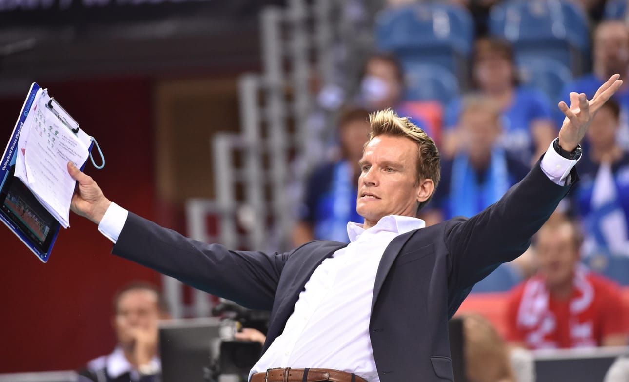 Tuomas Sammelvuon valmentama Venäjä päihitti päihitti Yhdysvallat 3–1 (25–23, 20–25, 25–21, 25–20). Saavutuksen arvoa korostaa, että lopputurnaus pelattiin Yhdysvaltain kotikentällä Chicagossa. Arkistokuva.