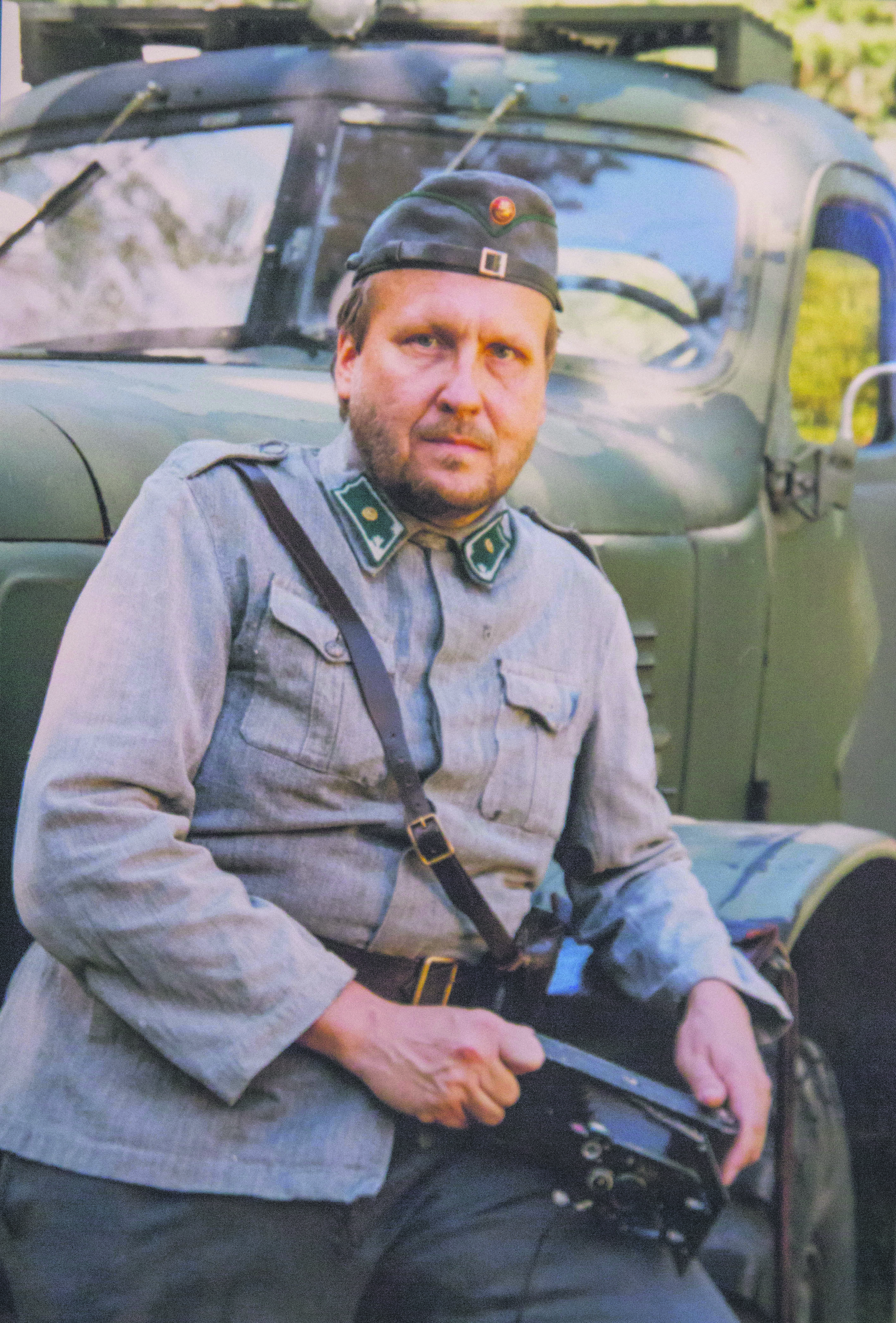 Kuolemanrata -elokuva valmistui 2010. Se kertoo vuosista 1942-44, kun saksalaiset joukot rakensivat venäläisten sotavankien avulla kapearaiteisen kenttäradan Hyrynsalmelta Kuusamoon.