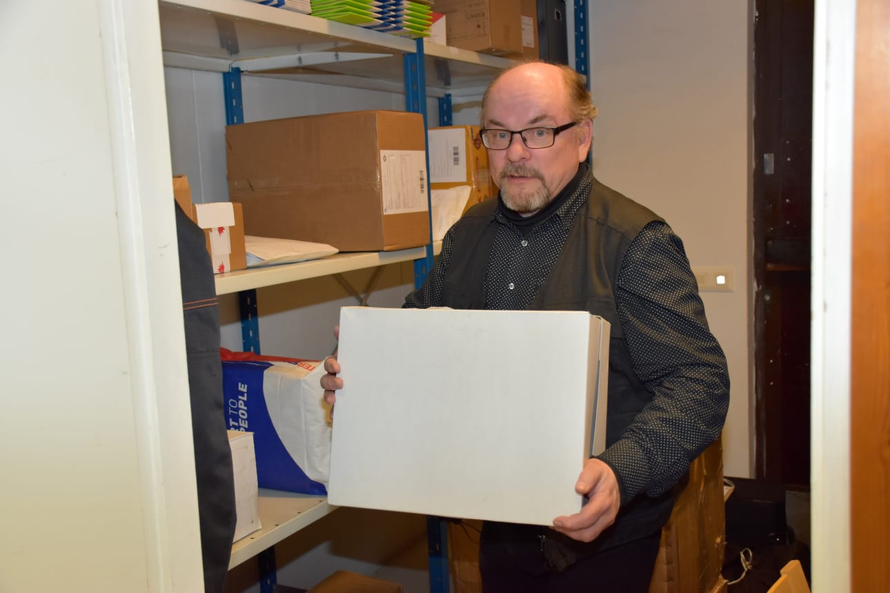 Ingan Tupaa pyörittävät yrittäjät luopuvat Matkahuollon palveluista toukokuun alusta lähtien. Yrittäjä Raimo Poropudas sanoo suurimmaksi syyksi ajan puutteen.