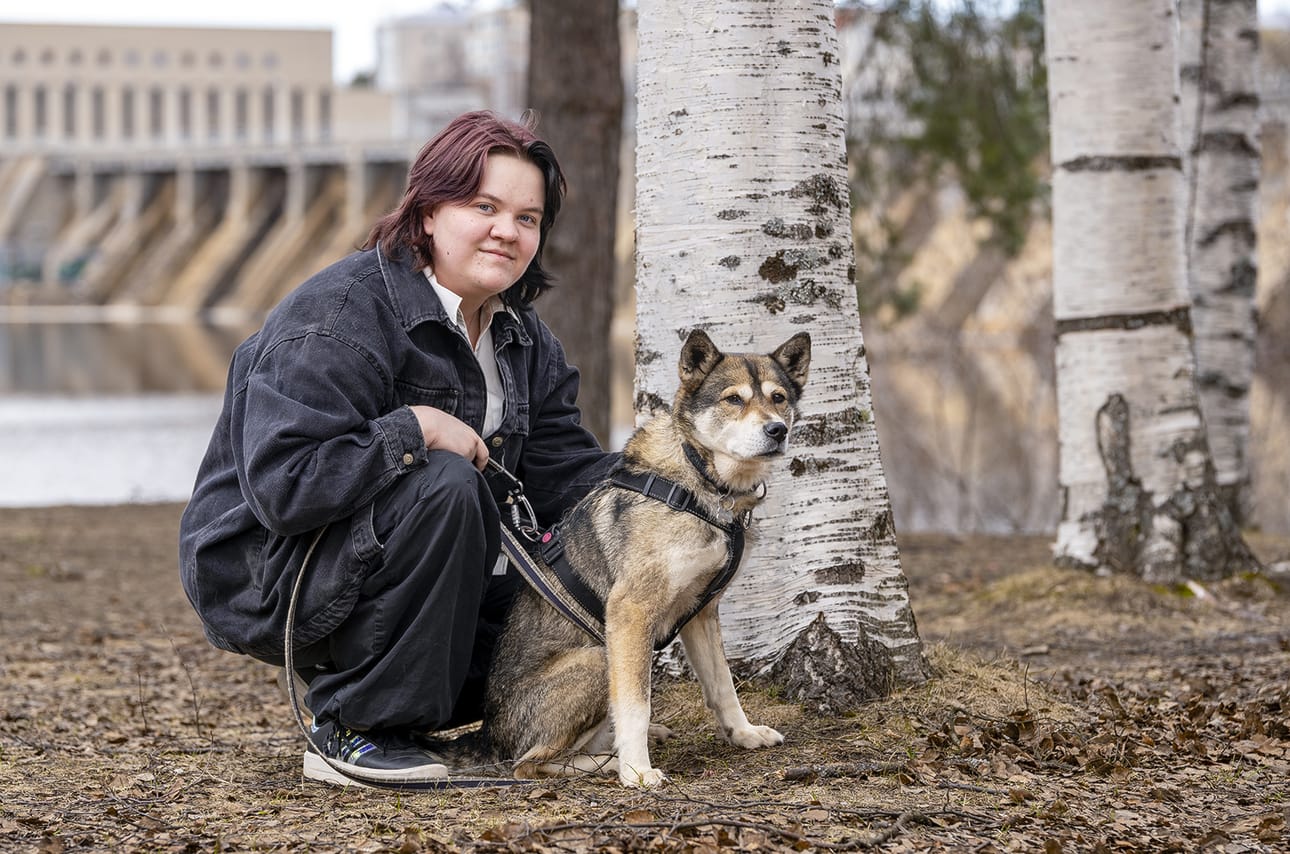 Vapaa-ajalla Mirella viihtyy erityisesti taiteen ja musiikin parissa. Erityisesti korealaisen BTS-yhtyeen musiikki tuo iloa ja voimaa Mirellan elämään.