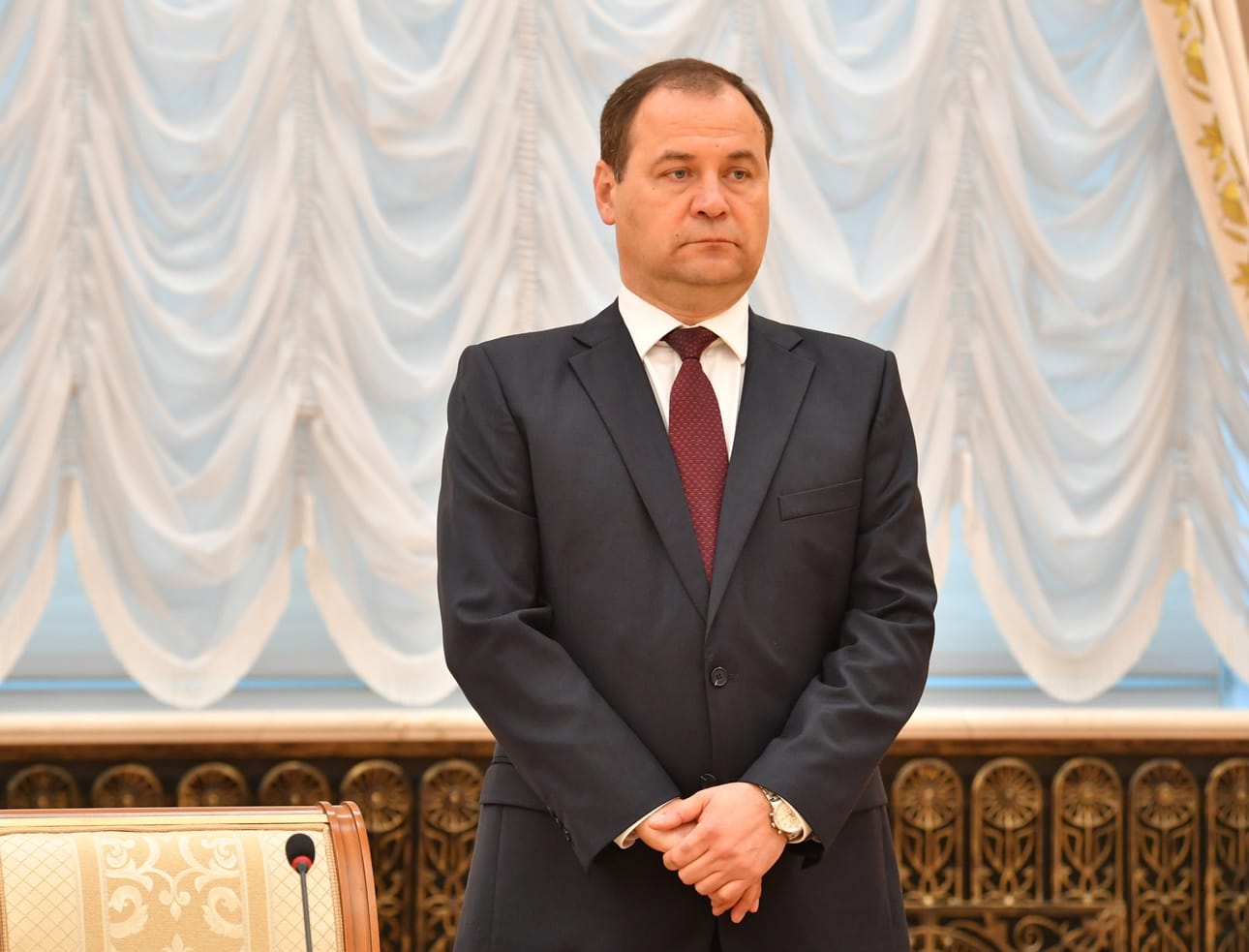 Roman Golovtshenko on presidentti Lukashenkon valinta Valko-Venäjän uudeksi pääministeriksi. Aiemmin hän toimi valtion sotilasteollisuuden puheenjohtajana.