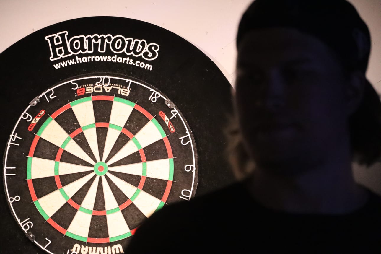 Kuusamoon on perustettu darts-seura North East Darts Club. Lajin viikkokisat keräävät Ravintola Wanhaan mestariin sunnuntai-iltaisin hyvän osallistujamäärän.