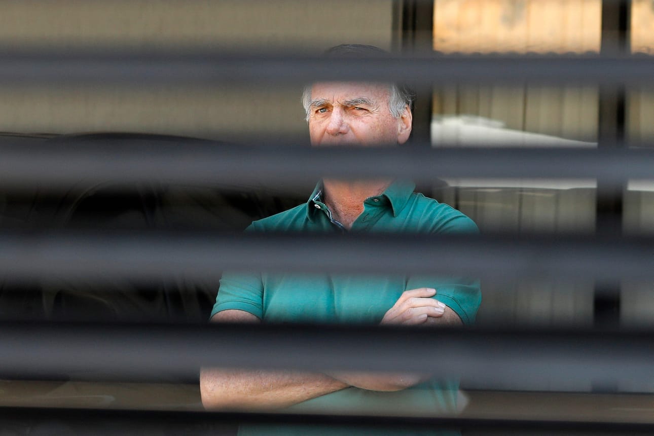 Ex-presidentti Jair Bolsonaroa odottaa enimmillään 40 vuoden vankeustuomio. LEHTIKUVA / AFP