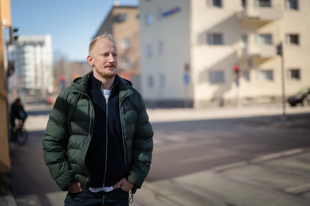 Simon Hjalmarsson sanoo voivansa suositella Vaasaa muillekin ruotsalaispelaajille.