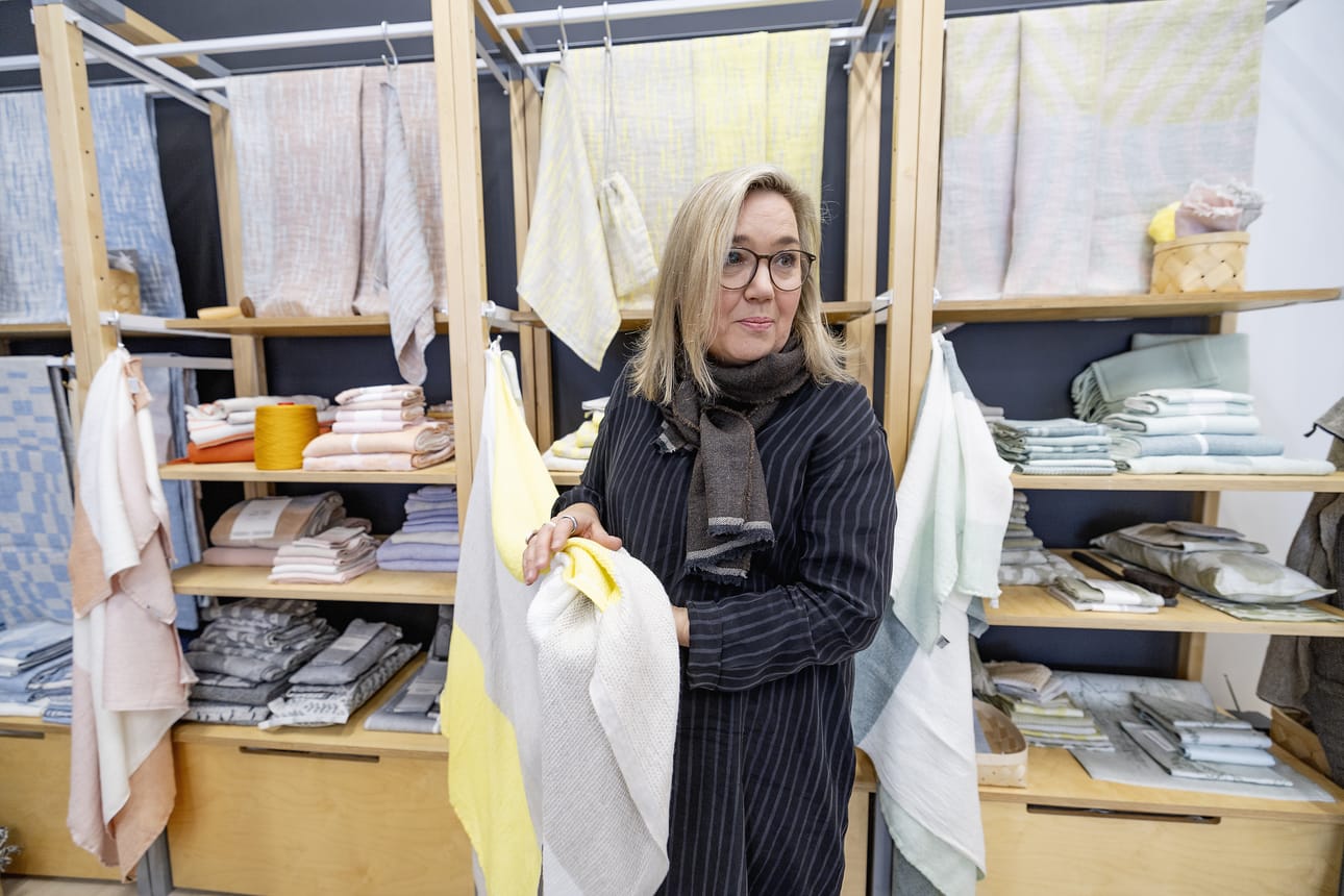 Jaana Hjelt kertoo Lapuan Kankureiden brändin perustuvan luonnonmateriaalien käyttöön.