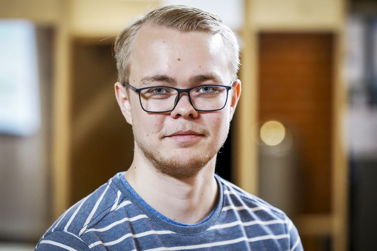 Oikeustieteitä kolmatta vuotta opiskeleva Kalle Välimäki povaa, että alkava lukuvuosi tulee olemaan työntäyteinen. Notaarivaiheen opintoja suorittava Välimäki on käynyt tälle syksylle jo tenteissä, vaikka lukuvuosi vasta alkoi.