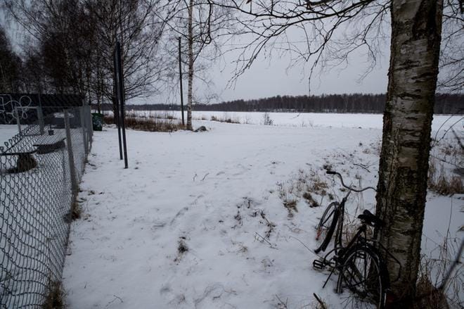 Naista puukotettiin Onkilahden rantaväylällä lähellä Putusiltaa ja koirien ulkoilualuetta. KUVA: JAAKKO ELENIUS