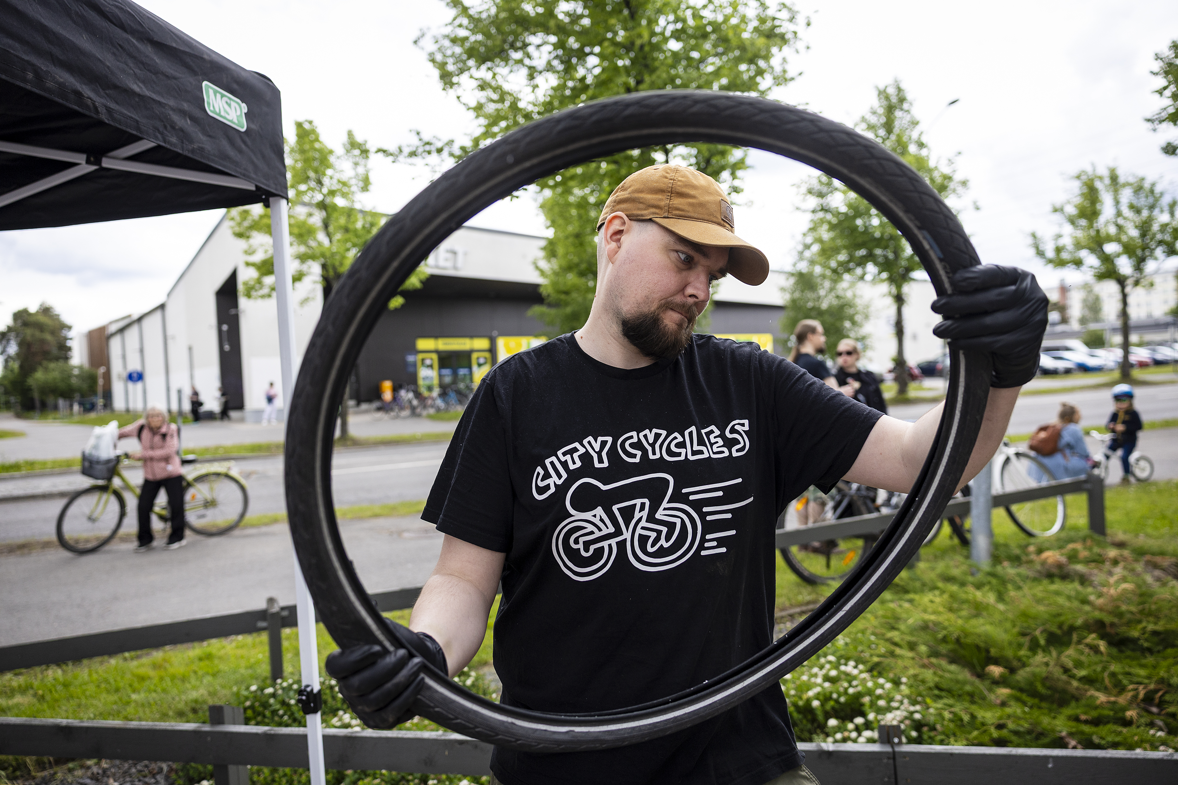 Korttelijuhla keräsi tuiralaiset yhteen – Titta på Tuira -tapahtuma teki paluun muutaman vuoden tauon jälkeen