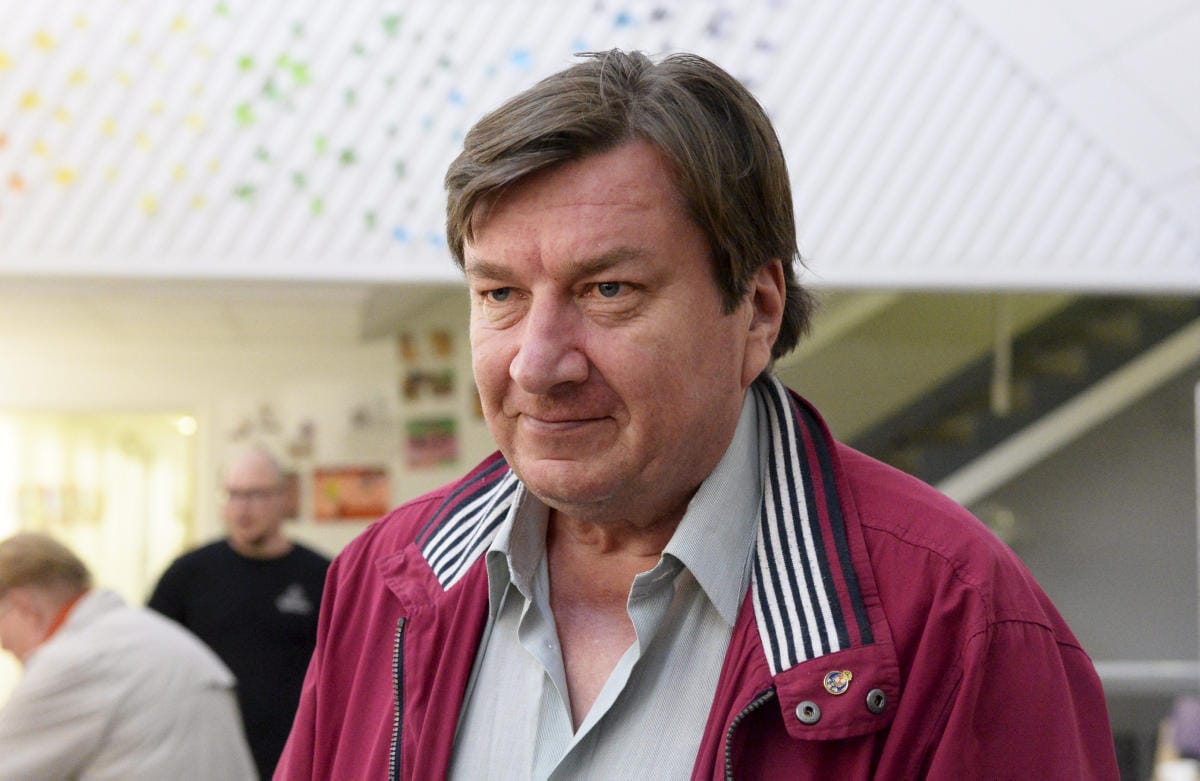 Elokuvaohjaaja Aki Kaurismäki Karkkilassa toukokuussa 2016. LEHTIKUVA / VESA MOILANEN