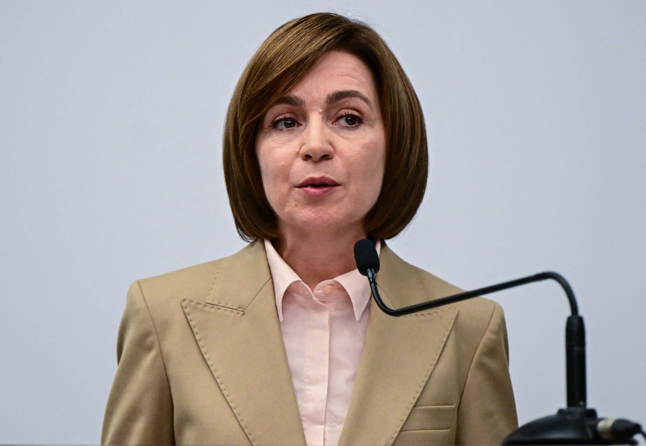 Moldovan presidentti Maia Sandu sanoi EU-kansanäänestyksen tuloksen johtuneen hyökkäyksestä Moldovan vapautta ja demokratiaa vastaan. LEHTIKUVA/AFP