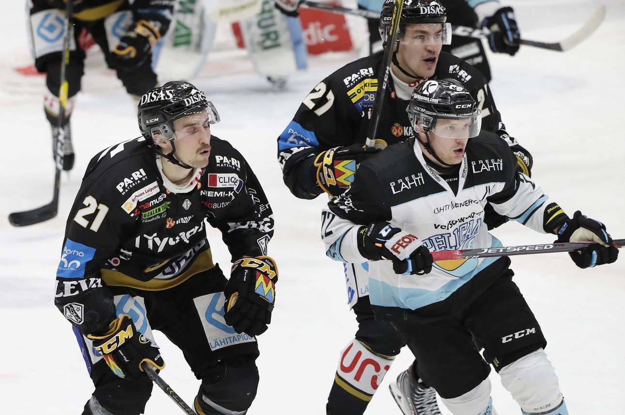 Aleksi Mustonen on viimeksi vieraillut Oulussa Pelicansin paidassa.