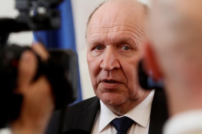 Viron sisäministeri Mart Helme on tunnettu provosoivista puheista. Suomen pääministeriä Sanna Marinia hän piti esimerkkinä Leninin lupauksesta nostaa piikatytöt valtaan. KUVA: Valda Kalnina