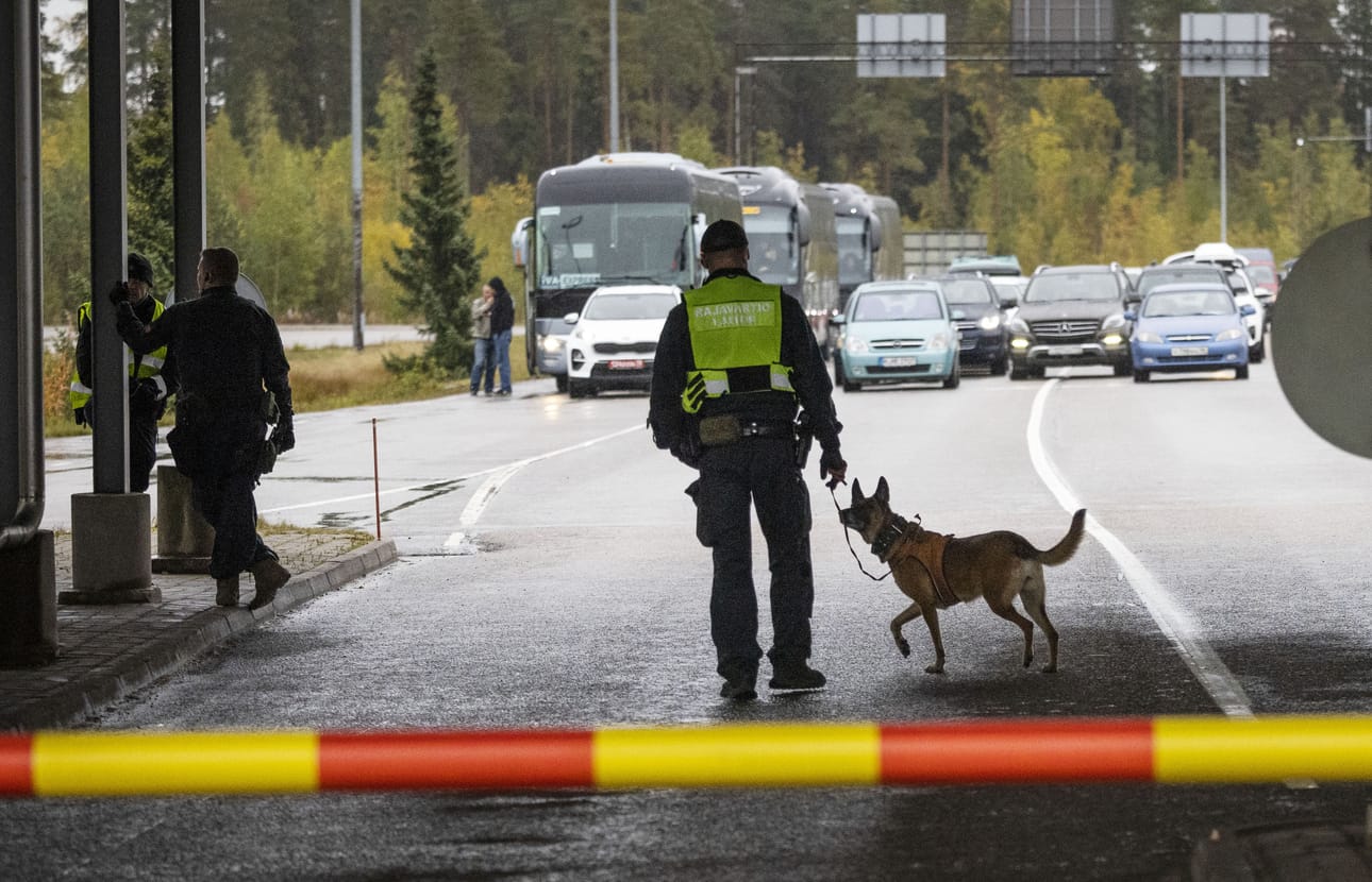 Itärajan liikenne on ollut vilkkainta Vaalimaalla, joka on lähimpänä Helsinkiä ja Helsinki-Vantaan lentokenttää. Sitä kautta venäläisten matka jatkuu usein muihin Schengen-maihin.