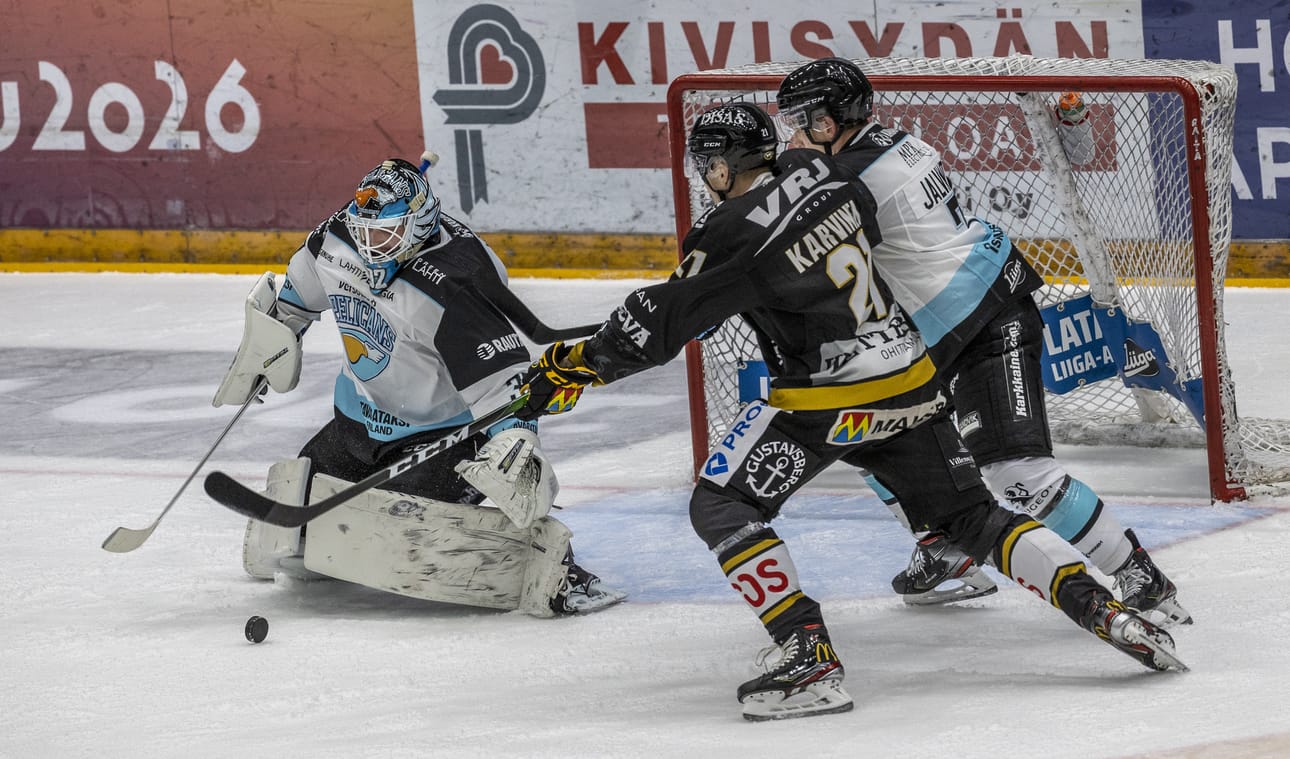 Kärpät joutui taipumaan kotihallissaan.