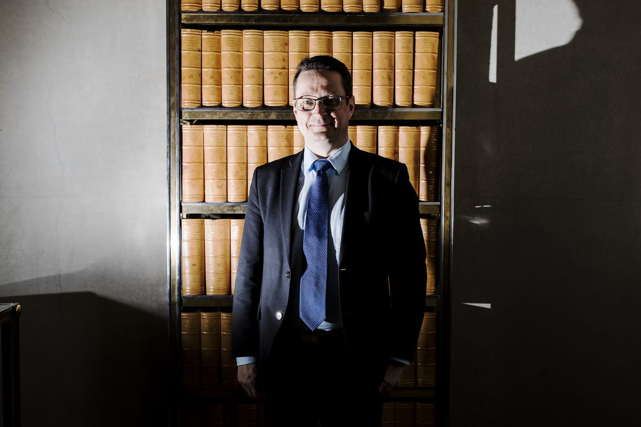 Kansanedustaja Mika Kari (sd.) on yksi vahva ehdokas eduskunnan tiedusteluvalvontavaliokunnan puheenjohtajaksi.