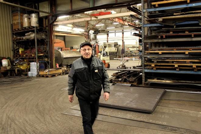 Pentti Rankaviita on pitkän linjan karijokelaisyrittäjä metallialalla. Hän kaipaisi elikeinovastaavalta apua löytääkseen uusia työntekijöitä ja yrityksellensä jatkajan. KUVA: MINNA ZILLIACUS