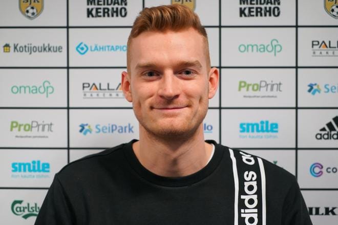 Matej Hradecky uskoo omiinsa.