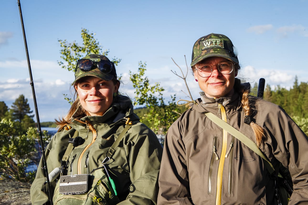 Inarilaiset Aino Hynnä ja Anna Virolainen-Hynnä saavuttivat perhokalastuksen MM-pronssia.