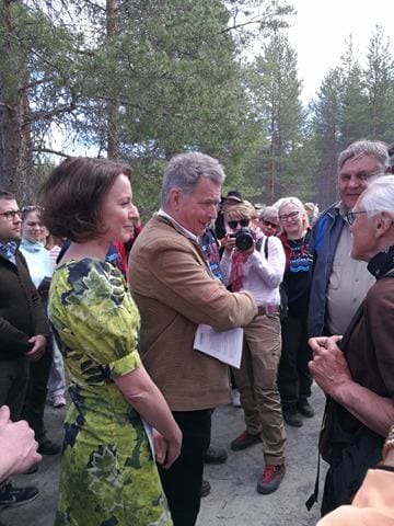 Rouva Jenni Haukio ja Tasavallan presidentti Sauli Niinistö median tentattavina.
