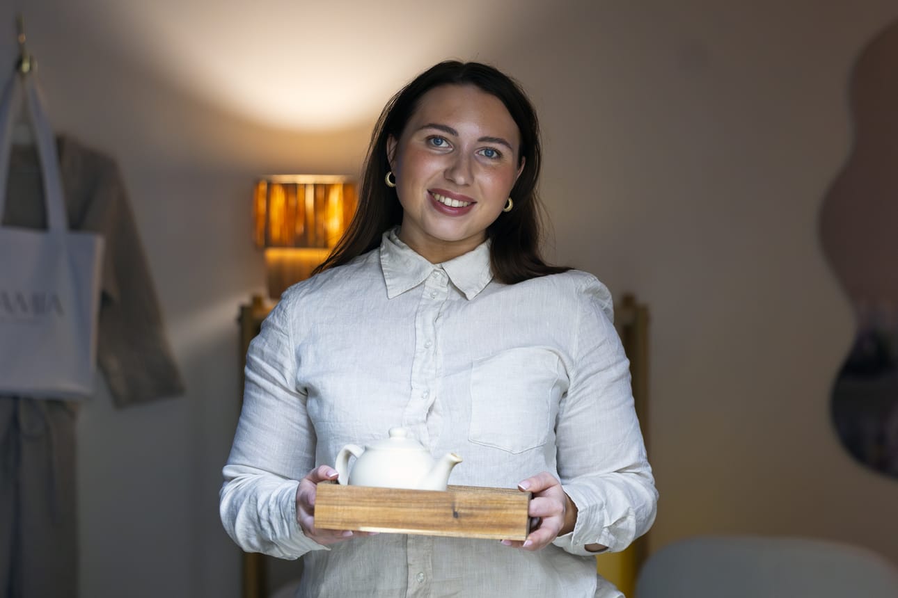 Vaasalainen Miia Niemistö, 24, toteutti haaveensa ja perusti oman kauneushoitolan. Sen konsepti on peräisin Indonesian paratiisisaarilta Aasiasta.