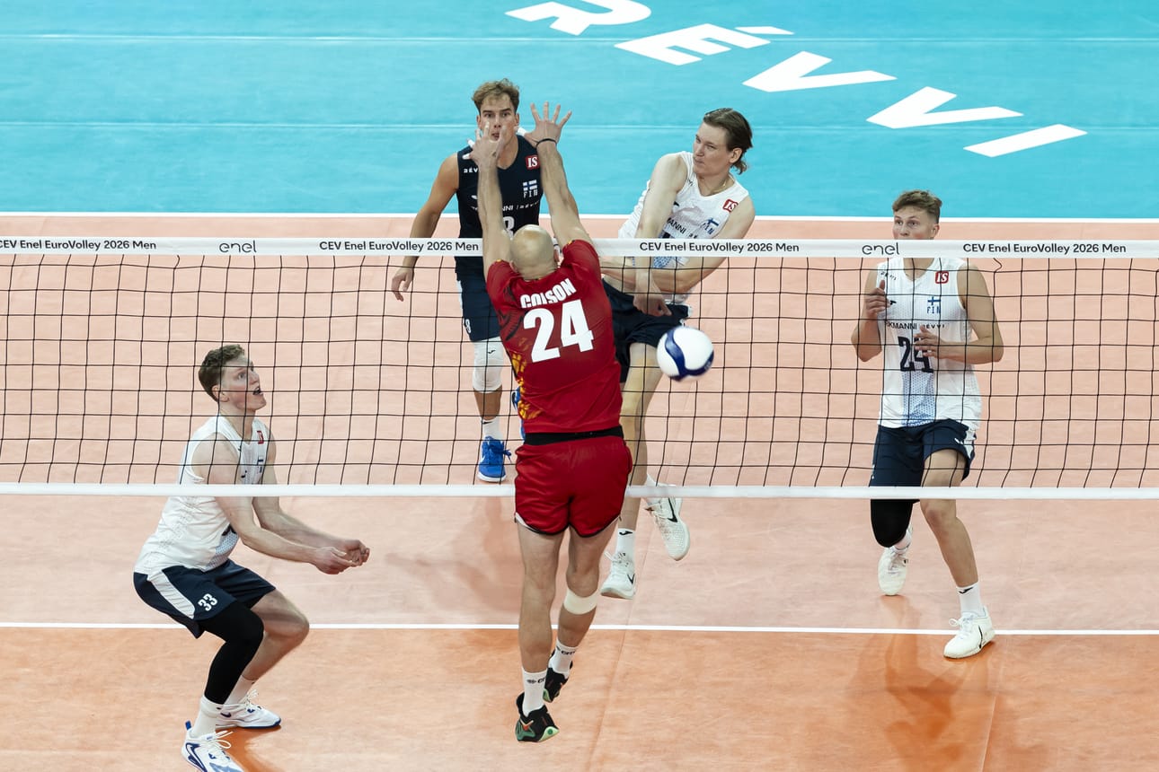 Suomen miesten lentopallomaajoukkue voitti EM-pronssia vajaat pari viikkoa sitten.