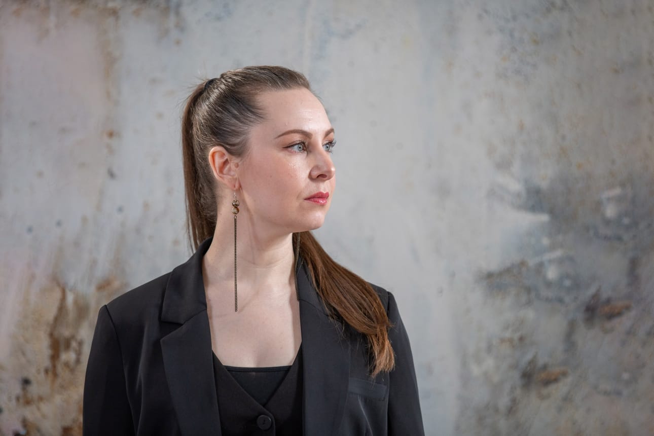 Oululaislähtöinen flamencolaulaja Anna Murtola poimi suosikkinsa Oulu2026-ohjelmasta.