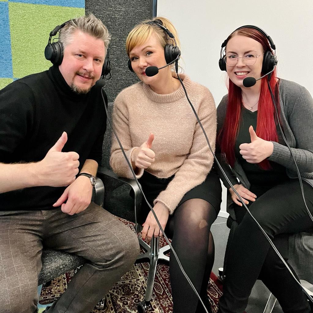 Näin improvisaatio syntyy Radio Kalevan aamussa kuulijoiden esittämillä toiveilla - Improvokaattorit on uusi nimi oululaisella esityskartalla