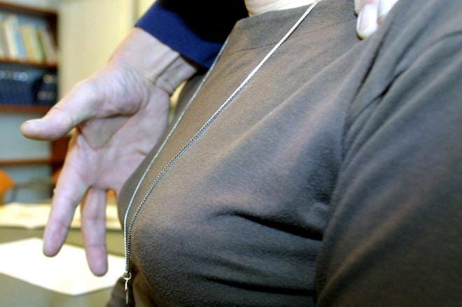 Työnantajalla on velvollisuus puuttua kaikkeen häirintään, myös seksuaaliseen, välittömästi. Työsuojeluviranomaiset eivät tilastoi erikseen seksuaalisen häirinnän tapauksia. KUVA: Pekka Aho / Arkisto