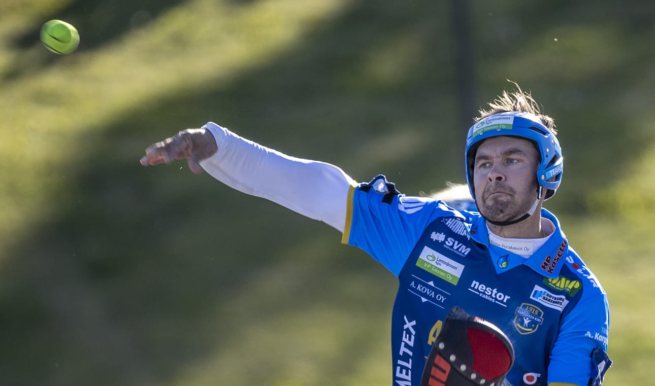 Kempeleen Kirin Sami Haapakoski pelasi hyvän ottelun Vimpelin Vetoa vastaan, mutta vieraiden ylivoimalle ei hänkään voinut mitään.