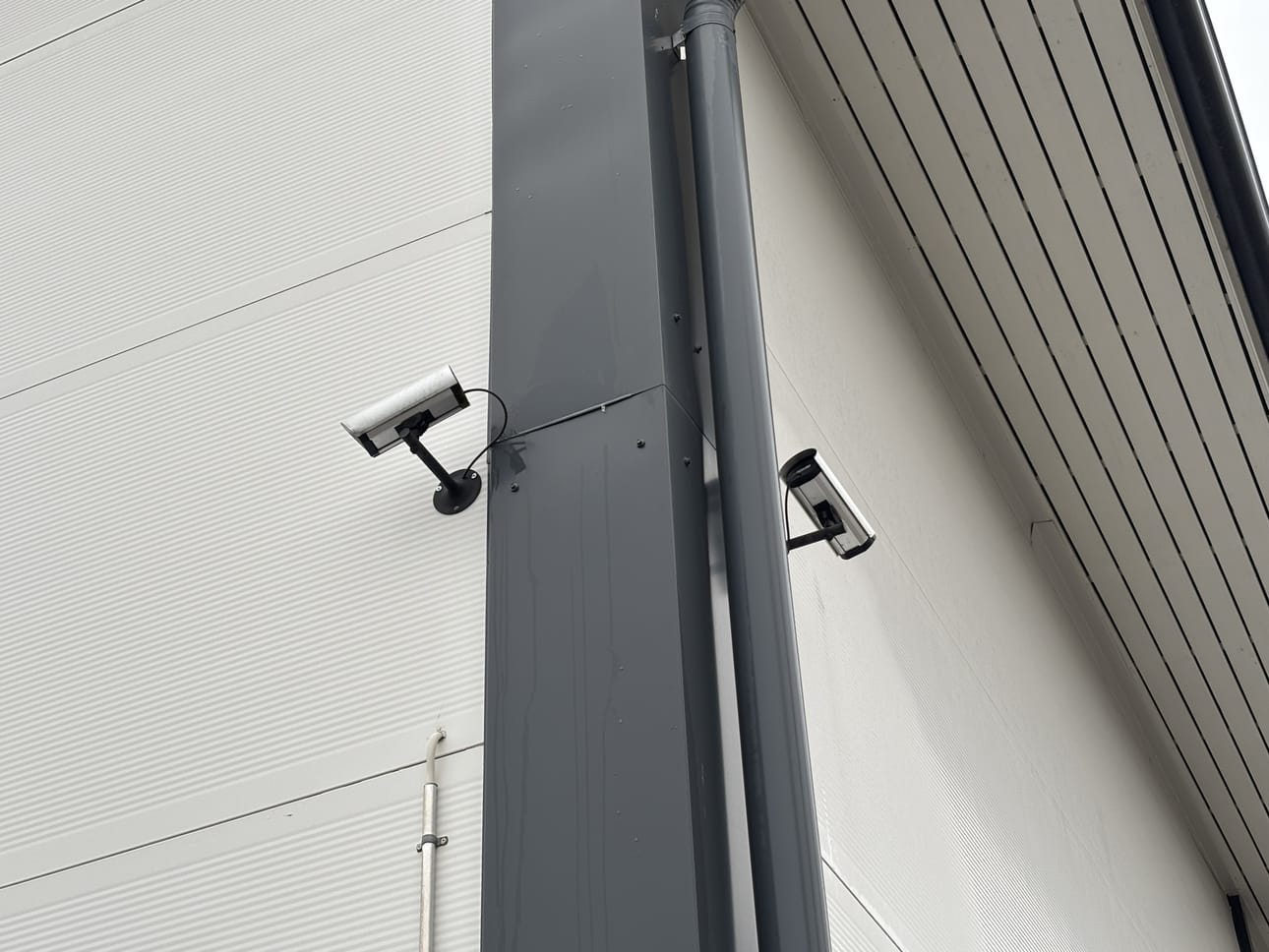 Turvallisuus puhuttaa Kauhavalla. Viime syksynä uutisoitiin, että SDP:n valtuutetut haluavat lisää valvontakameroita Kauhavalle. Arkistokuva.