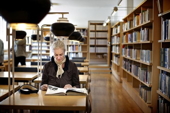 Aallon kirjasto avattiin remontin jälkeen yleisölle torstaina 28. toukokuuta 2015.