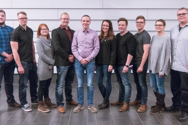 Santeri Kujanpää, Jere Lehtilä, Minna Sampo, Tuomas Raitio, Aku Autio, Pauliina Oja-Lipasti, Jarno Risikko, Tomi Salminen, Kiia Komulainen ja Lasse Aaltonen. Kuva: Markus Soini