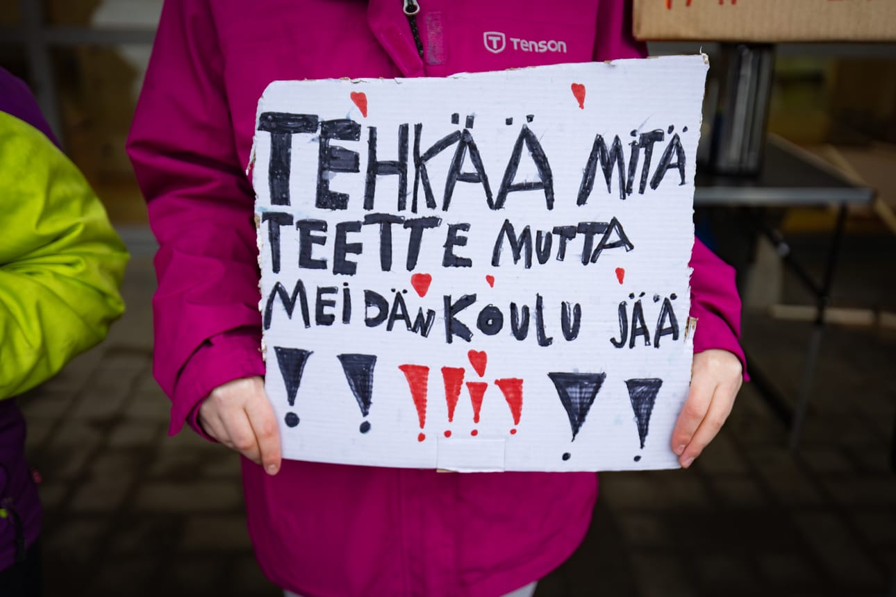 Ylistarossa ja Peräseinäjoella taistellaan koulujen puolesta monin tavoin.