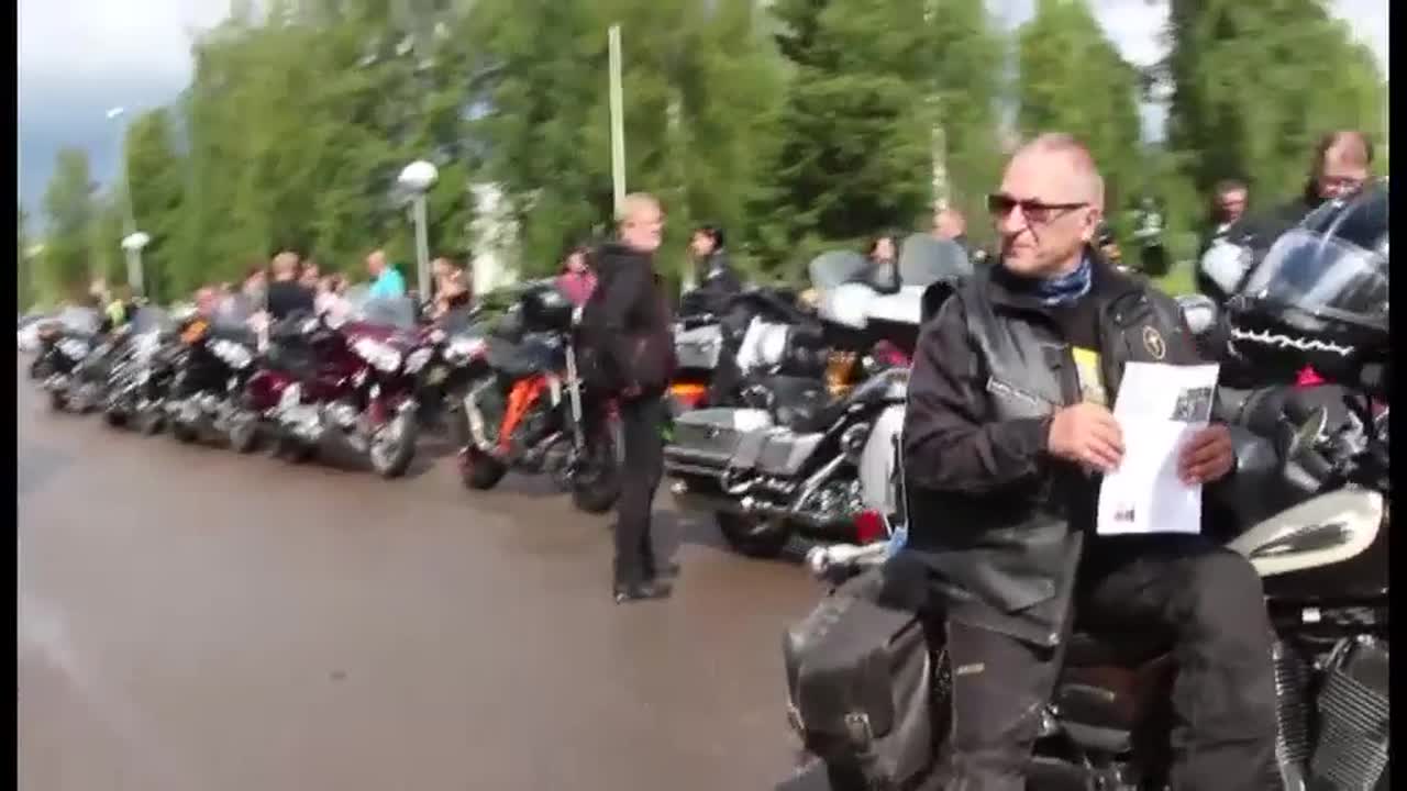 1970- ja 1980-lukujen nuoret koolla Oulaisissa.