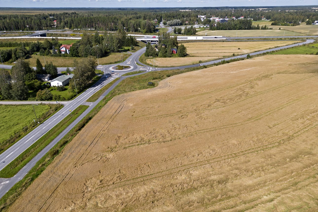Eepee on suunnitellut Nurmon keskustan ja Hyllykallion välimaastossa sijaitsevalle tontille liikepaikkaa.
