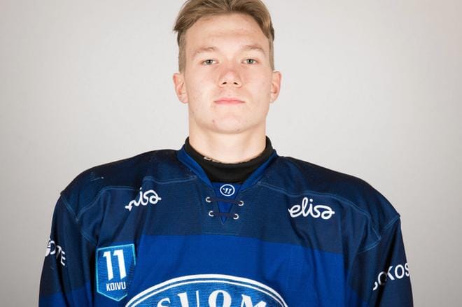 Alavutelainen Mico Kirvesmäki pääsi toteuttamaan pitkäaikaisen haavensa ja pukemaan Suomi-paidan päälleen.